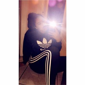 Meet your Posher, Angela